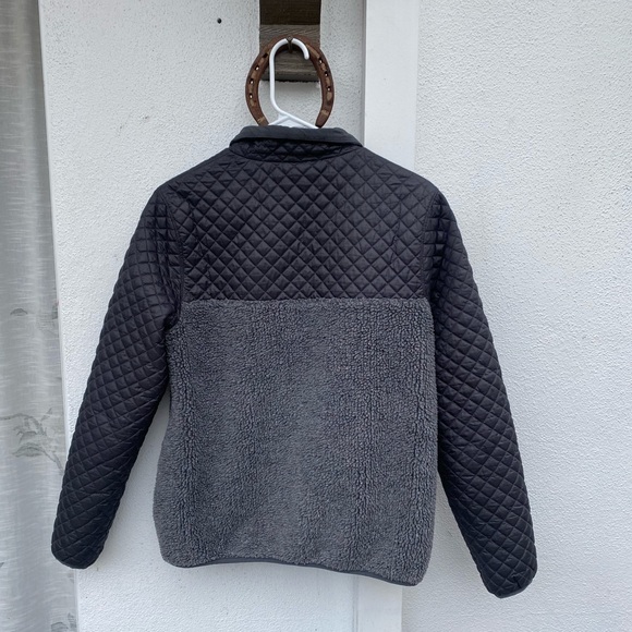 Rare Women's Patagonia Media Mixed Snap T Sherpa Quilted 40th Anniversary Jacket - Picture 3 of 3